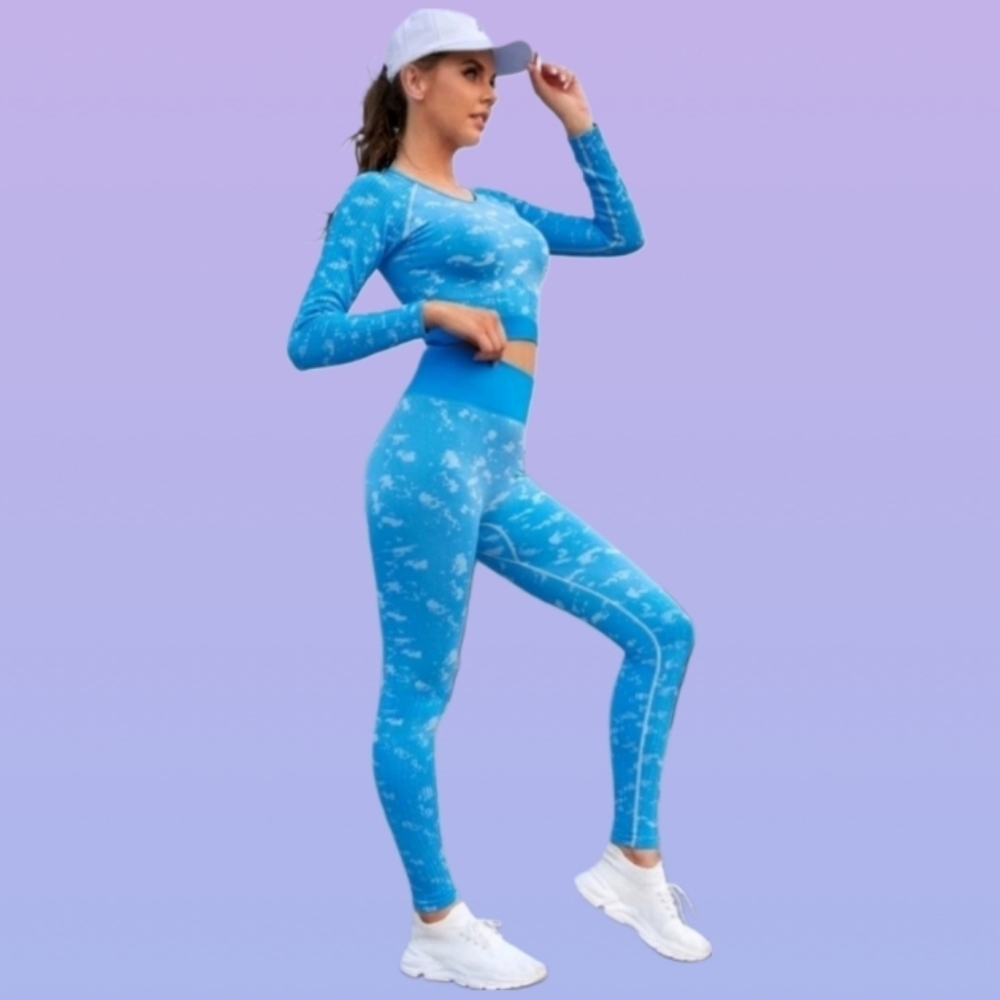 Blue Sky Activewear 2 Piece Set w/ Crop Top & Leggings , Size M, New Boutique